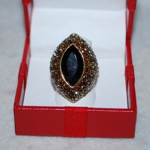 AKKAD "Shining Shadow" Crystal Marquise Ring-7